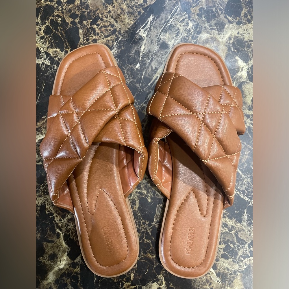 Forever 21 brown quilted sandals